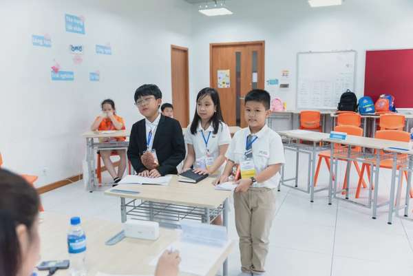 Học sinh miền Trung thi hùng biện về trí tuệ nhân tạo