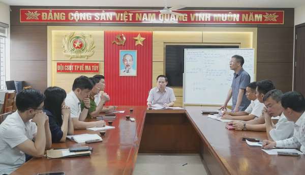 Thanh Hóa: Triệt phá đường dây sản xuất, buôn bán khí cười siêu khủng