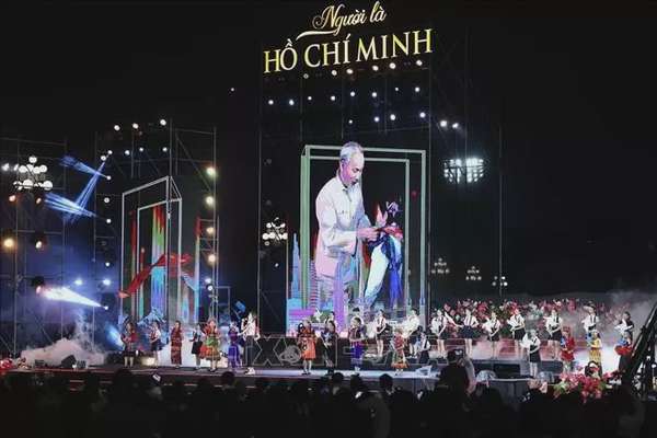 Hình ảnh Chủ tịch Hồ Chí Minh luôn được thế giới khắc ghi