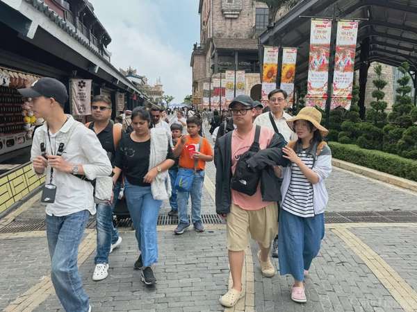 Sở Y tế Đà Nẵng khuyến cáo người dân mang khẩu trang nơi công cộng, hạn chế tập trung nơi đông người để phòng chống dịch Covid 19