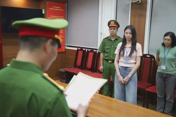 Khởi tố, bắt tạm giam Hoa hậu Nguyễn Thúc Thùy Tiên