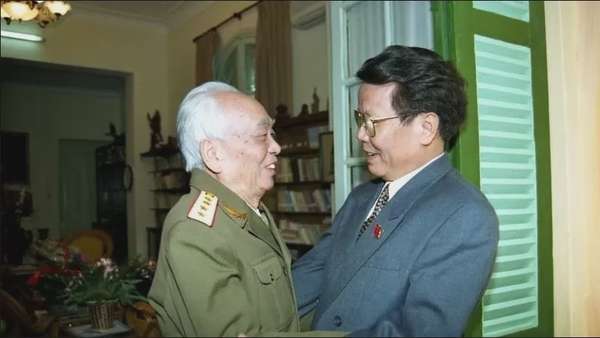 Đồng chí Trần Đức Lương - nhà lãnh đạo hết lòng phục vụ sự nghiệp cách mạng Đồng chí Trần Đức Lương nhà lãnh đạo hết lòng phục vụ sự nghiệp cách mạng