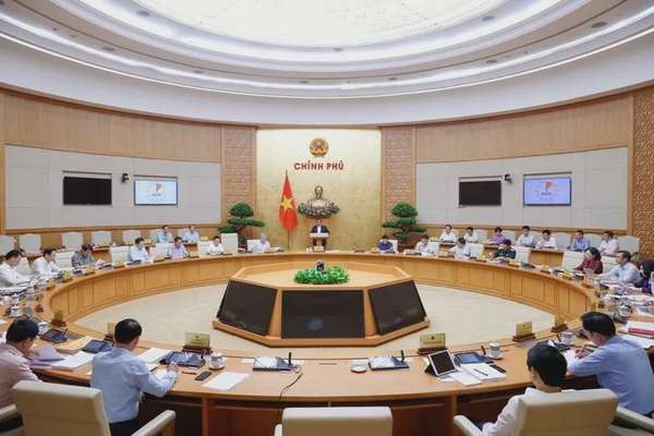 Thủ tướng: Nhiều cán bộ bị xử lý kỷ luật vì 'ôm việc', không phân quyền cho cấp dưới