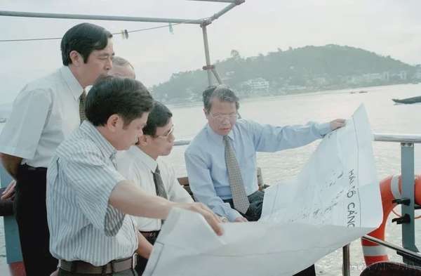 Nguyên Chủ tịch nước Trần Đức Lương: Nhà lãnh đạo có nhiều đóng góp to lớn đối với sự nghiệp cách mạng của Đảng và dân tộc