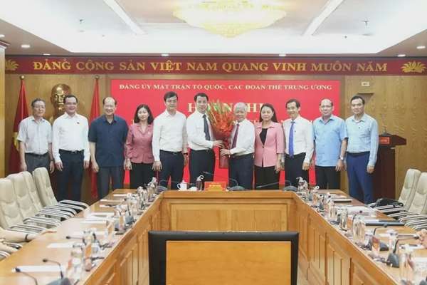 Điều động, chỉ định nhân sự Đảng uỷ Mặt trận Tổ Quốc