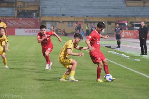 Thể Công ép sân nhưng chưa tìm đến mảnh lưới Hải Phòng
