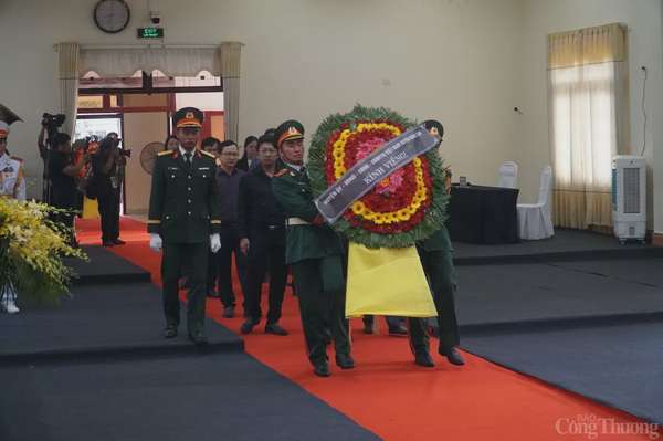 Lễ viếng nguyên Chủ tịch nước Trần Đức Lương tại Quảng Ngãi