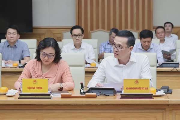 Đại diện các bộ, ngành tham dự cuộc họp - Ảnh: VGP/Nhật Bắc