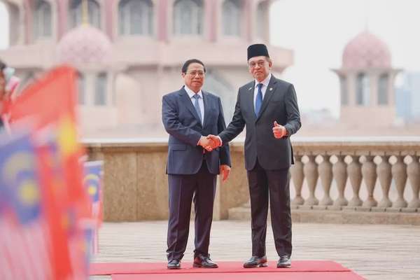 Trải qua hơn nửa thế kỷ, quan hệ Việt Nam và Malaysia ngày càng phát triển tích cực, tốt đẹp trên mọi lĩnh vực, đặc biệt là từ khi nâng cấp lên thành quan hệ Đối tác Chiến lược vào tháng 8/2015 và trở thành Đối tác Chiến lược toàn diện của nhau vào tháng 11/2024 - Ảnh: VGP/Nhật Bắc