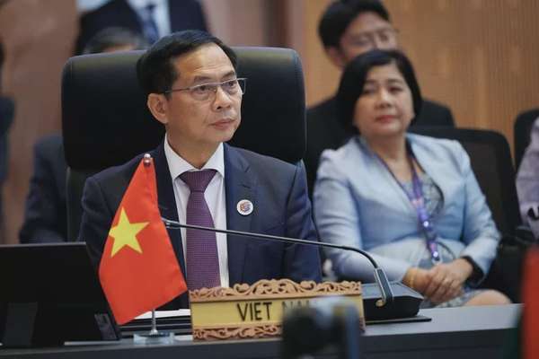Phó Thủ tướng Bùi Thanh Sơn