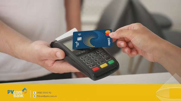 PVcomBank tiên phong ra mắt thẻ đồng thương hiệu Napas và Mastercard