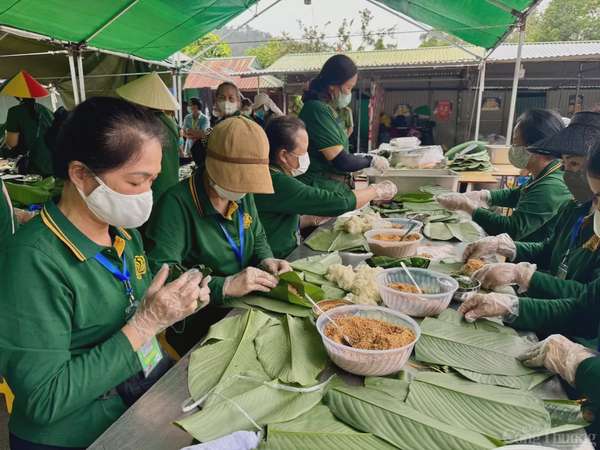 Quảng Ninh: Hơn 650.000 lượt người chiêm bái xá lợi Đức Phật tại Yên Tử Quảng Ninh: Hơn 650.000 lượt người chiêm bái xá lợi Đức Phật tại Yên Tử
