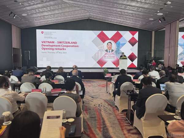 Thụy Sĩ rót thêm 50 triệu USD hỗ trợ Việt Nam đổimới