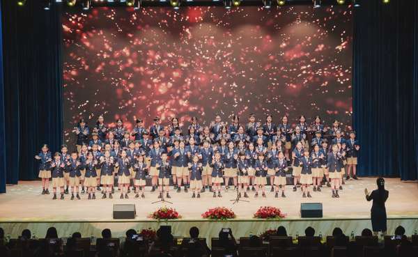 Ngôi Sao Hoàng Mai: Định hướng đào tạo học sinh phát triển toàn diện