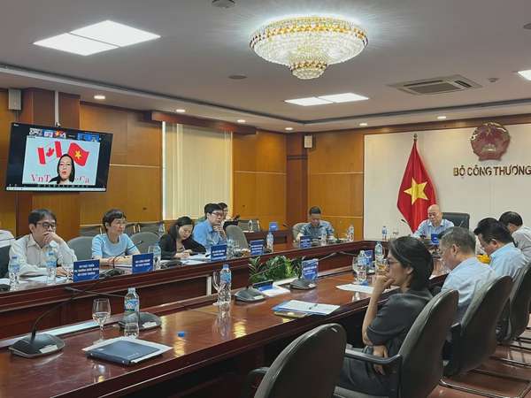 Bà Trần Thu Quỳnh, Tham tán Thương mại Việt Nam tại Canada