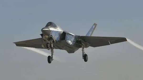 Sẽ có phiên bản máy bay F-35 không người lái