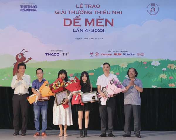 Nhà thơ Phạm Anh Xuân: Trong tôi luôn có một đứa trẻ