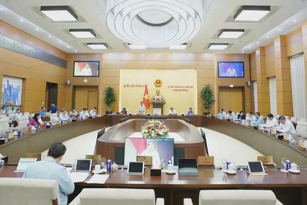 Chiều 4/6/2025: UBTVQH cho ý kiến về việc tiếp thu, giải trình, chỉnh lý dự thảo Luật Thuế thu nhập doanh nghiệp (sửa đổi)