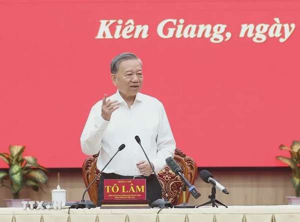 Tổng Bí thư: Sự kết hợp giữa An Giang và Kiên Giang sẽ tích hợp kinh tế biên giới và kinh tế biển