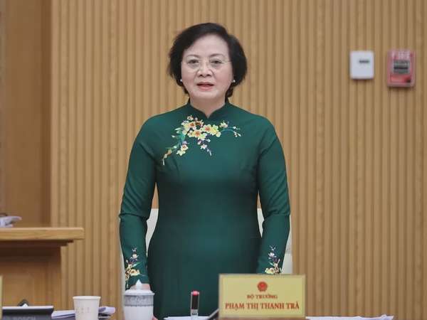 Bộ trưởng Bộ Nội vụ Phạm Thị Thanh Trà phát biểu tại Phiên họp - Ảnh: VGP/Đoàn Bắc