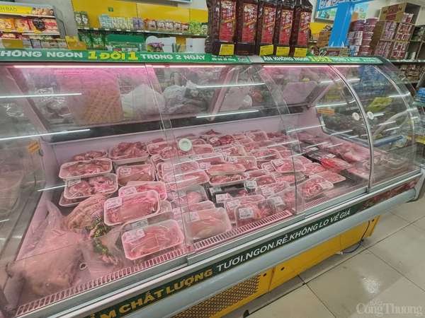 Người tiêu dùng dè dặt với sản phẩm Công ty C.P sau khi bị tố bán thịt heo bẩn