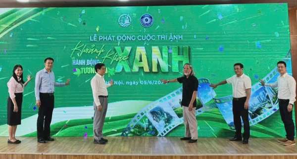 Cuộc thi ảnh “Khoảnh khắc xanh” về bảo vệ môi trường