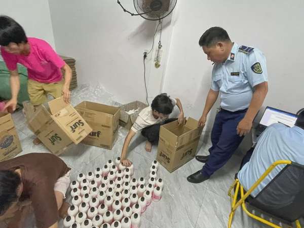 TP. Hồ Chí Minh đồng loạt kiểm tra, xử lý hàng không rõ nguồn gốc