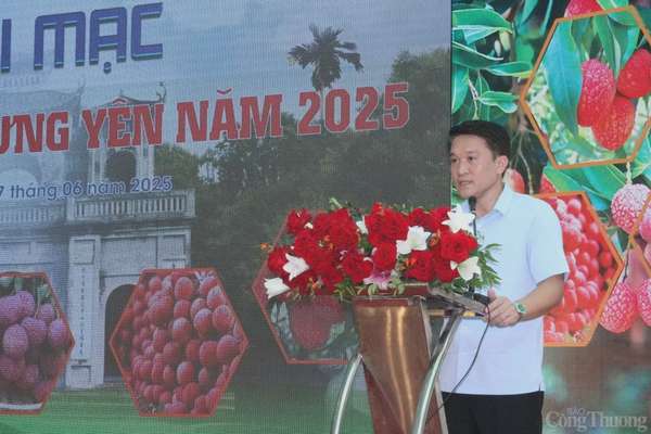 Hưng Yên: Khai mạc phiên chợ vải cùng nhiều sản phẩm OCOP