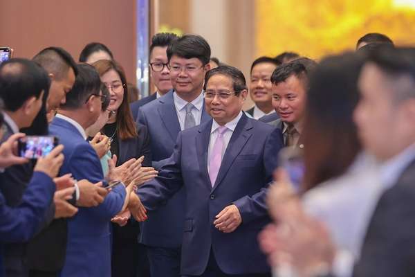 Thủ tướng: Giải quyết xong các yêu cầu, khó khăn của doanh nghiệp trong vòng 2 tuần- Ảnh 1. Thủ tướng: Giải quyết xong các yêu cầu, khó khăn của doanh nghiệp trong vòng 2 tuần- Ảnh 1.