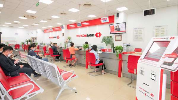 Techcombank tăng lãi suất tiết kiệm kỳ hạn 1-6 tháng