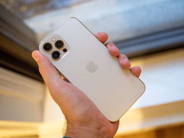 iPhone 12 Pro Max rẻ khó tin: Vẫn là siêu phẩm được săn lùng “ráo riết”