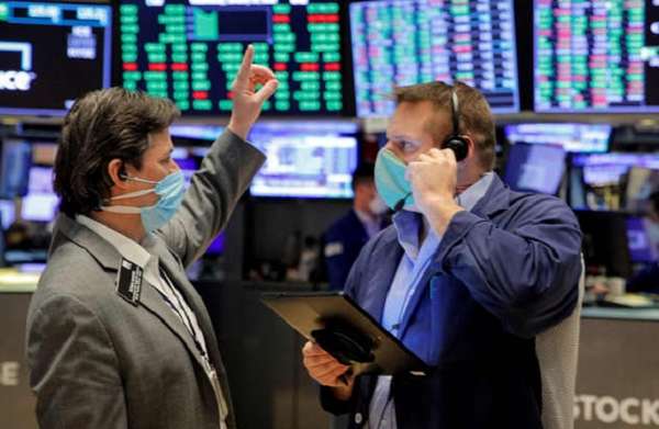 Chứng khoán Mỹ phiên 3/4: S&P 500 và Dow Jones tăng phiên thứ 4 liên tiếp