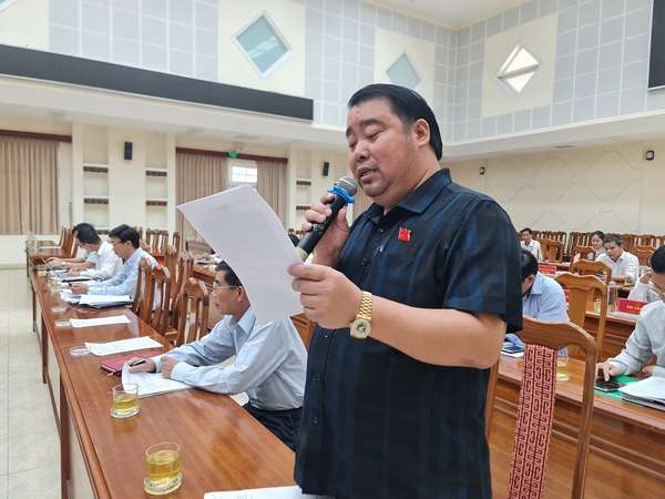 Ông Nguyễn Viết Dũng đăng đàn xin lỗi sau vụ đánh nhân viên ở sân golf BRG Đà Nẵng