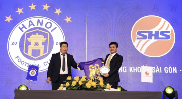 Chứng khoán SHS và Hanoi FC thỏa thuận về phát triển khách hàng đầu tư chứng khoán