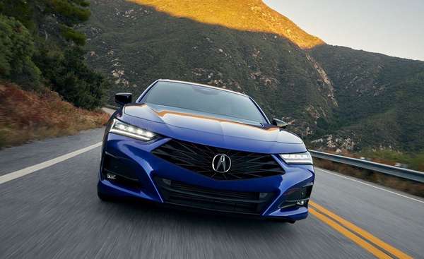 Acura TLX 2024 trở lại với thiết kế sang trọng, giá chưa tới 1,5 tỷ đồng cho bản cao cấp