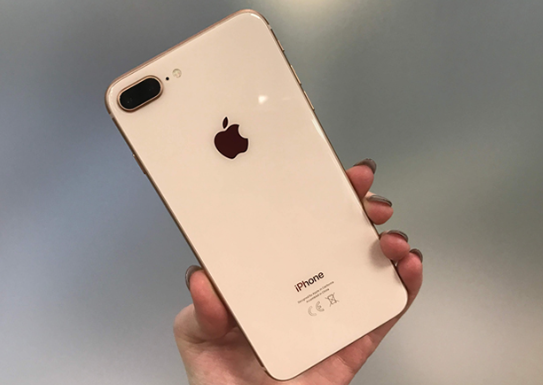 iPhone 8 Plus chỉ còn hơn 2 triệu vẫn xứng danh "huyền thoại": iPhone 15 cứ "từ từ"