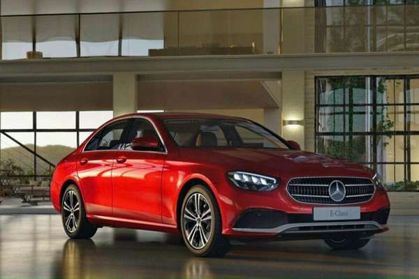 Triệu hồi hơn 400 xe Mercedes-Benz E-Class tại Việt Nam vì lỗi bơm xăng