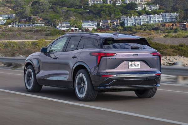 Chevrolet Blazer EV RS 2024: Có nên xuống tiền với mức giá khởi điểm 1,5 tỷ đồng?