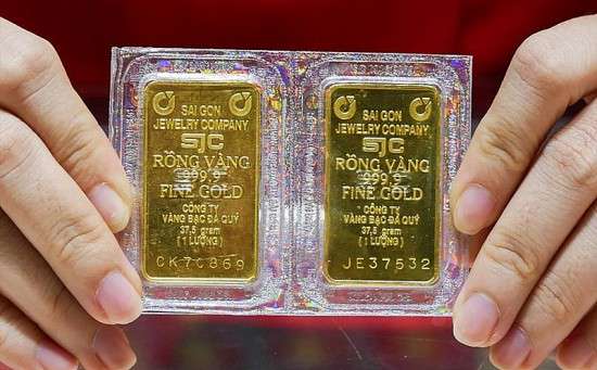 Giá vàng hôm nay 29/3/2024: Vàng tăng phi mã lại vượt đỉnh lịch sử 2.200 USD/ounce