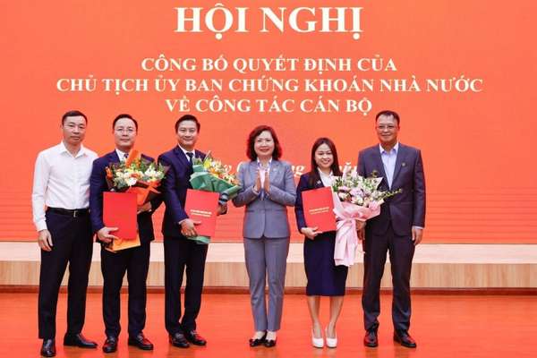 Ủy ban Chứng khoán Nhà nước tiếp tục kiện toàn bộ máy lãnh đạo