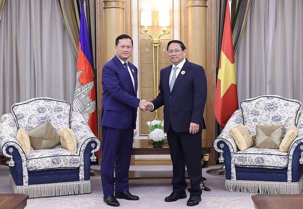 Thủ tướng Vương quốc Campuchia thăm chính thức Việt Nam