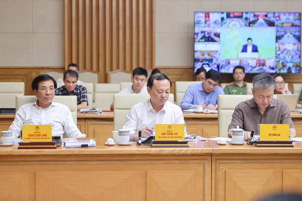 Thủ tướng: Tạo đột phá về năng lực phòng chống thiên tai, lập phương án sơ tán đến từng hộ dân- Ảnh 5. Thủ tướng: Tạo đột phá về năng lực phòng chống thiên tai, lập phương án sơ tán đến từng hộ dân- Ảnh 5.