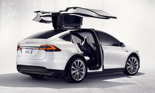 cổ phiếu của Tesla (TSLA.O) đã tăng gần 22% trong phiên giao dịch thứ Năm, đạt mức tăng lớn nhất trong một ngày kể từ năm 2013