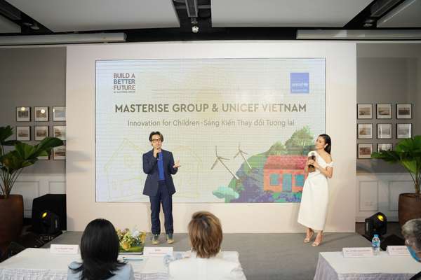 Hà Anh Tuấn tại buổi họp báo công bố Innovation for Children. Ảnh: Masterise Group