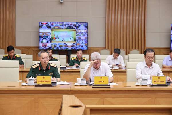 Thủ tướng: Tạo đột phá về năng lực phòng chống thiên tai, lập phương án sơ tán đến từng hộ dân- Ảnh 6. Thủ tướng: Tạo đột phá về năng lực phòng chống thiên tai, lập phương án sơ tán đến từng hộ dân- Ảnh 6.