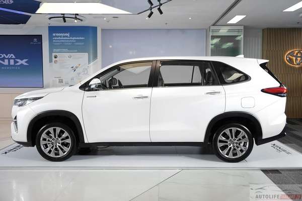 Toyota Innova 2023 sắp cập bến Việt Nam với 3 phiên bản