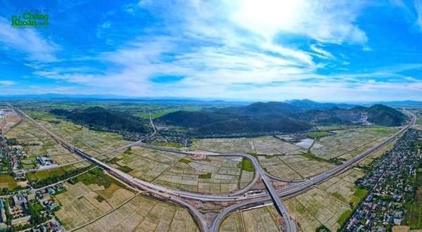 Cải thiện ‘mạch máu’ thanh khoản, để TTCK là kênh huy động vốn hàng đầu của kỷ nguyên mới