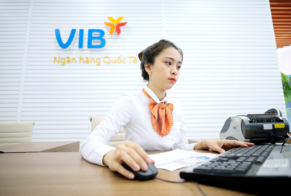 VIB: Nhà đầu tư nội nhộn nhịp mua vào, cổ đông chiến lược rút 8.000 tỷ đồng sau 2 phiên giao dịch