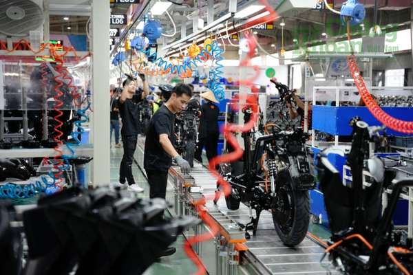 Yadea Việt Nam xuất xưởng chiếc xe điện thứ 100 nghìn, đầu tư hơn 100 triệu USD xây nhà máy mới