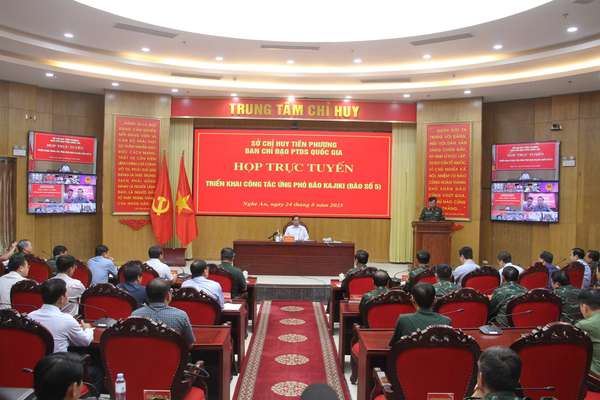 Thủ tướng họp khẩn ứng phó bão số 5: Bảo vệ tính mạng nhân dân là mục tiêu cao nhất- Ảnh 1.